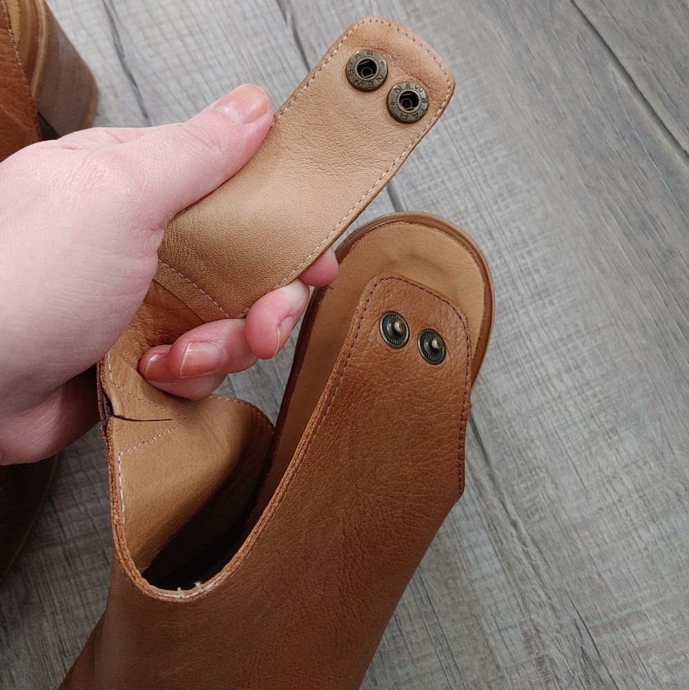 Bueno | leather mules - Picture 5 of 10